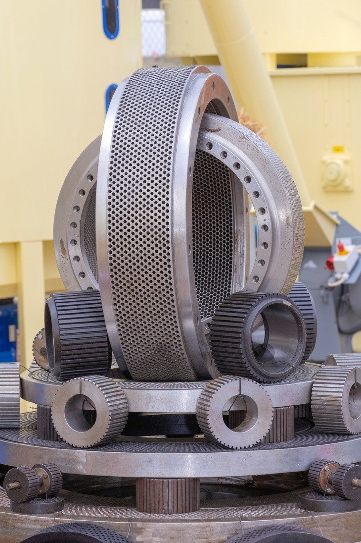 Pellet mill components